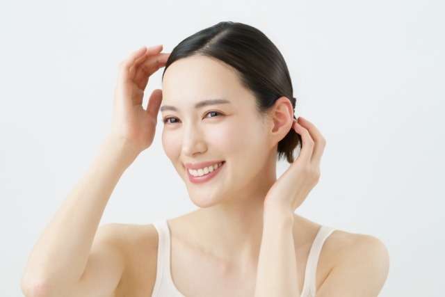 顔のたるみは頭皮が原因？10年後も若々しくいる秘訣