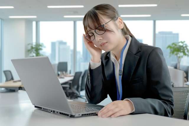 月1回の筋膜ケアで肩こり解消背中まで見違える美姿勢